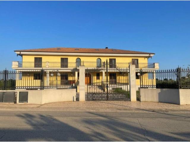 Villa Indipendente in vendita a Mancini, San Vito Chietino