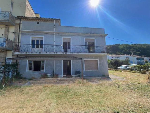 Villa Indipendente in vendita a San Vito Chietino, Abruzzo
