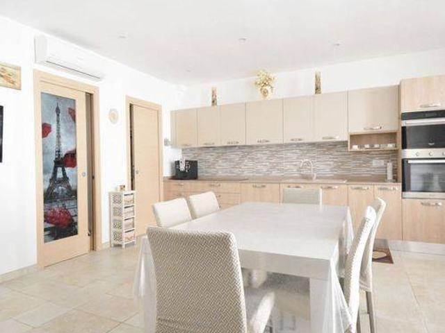 Villa Indipendente in vendita a Puglia, Brindisi