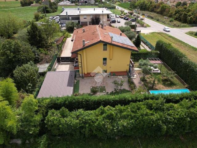 Villa Indipendente in vendita a San Vito Di Leguzzano, Veneto