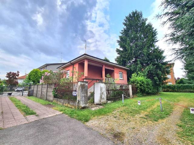 Villa Indipendente in vendita a San Vittore Olona, Lombardia