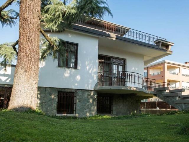 Villa Indipendente in vendita a San Vittore Olona, Lombardia