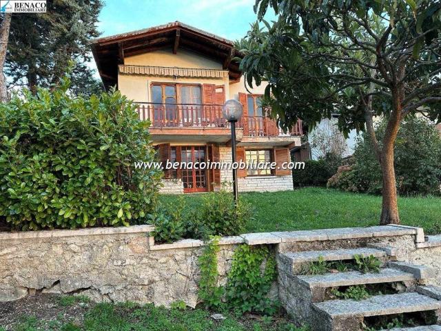 Villa Indipendente in vendita a San Zeno Di Montagna, Veneto