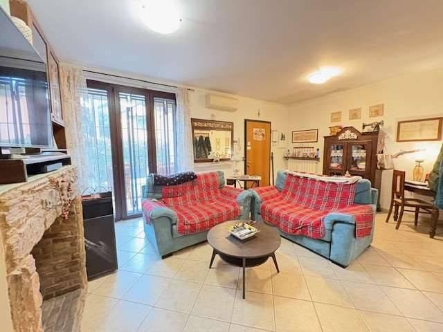 Villa Indipendente in vendita a San Zenone Al Lambro, Lombardia