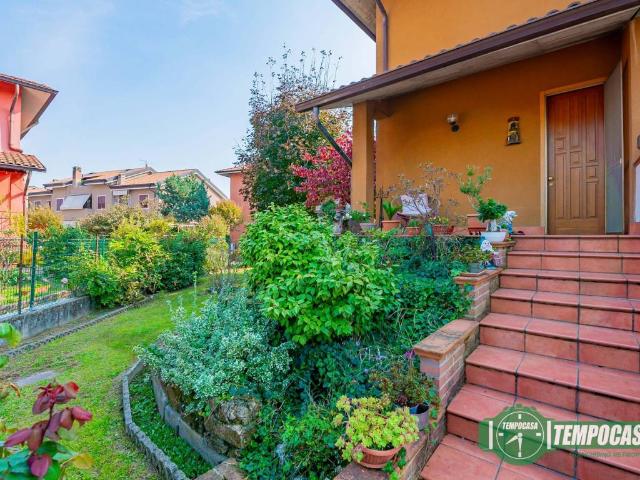 Villa Indipendente in vendita a San Zenone Al Lambro, Lombardia