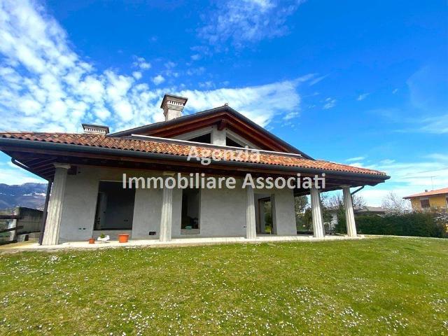 Villa Indipendente in vendita a Fonte, San Zenone Degli Ezzelini