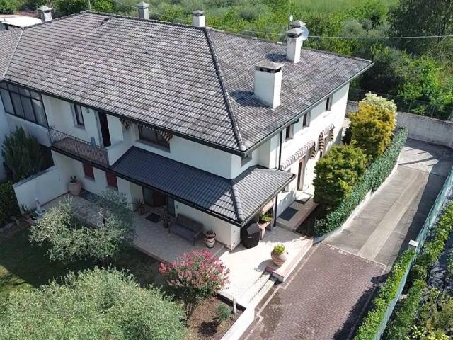 Villa Indipendente in vendita a Cà Rainati, San Zenone degli Ezzelini