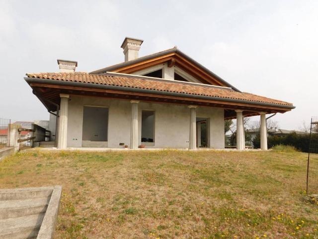 Villa Indipendente in vendita a Fonte, San Zenone Degli Ezzelini