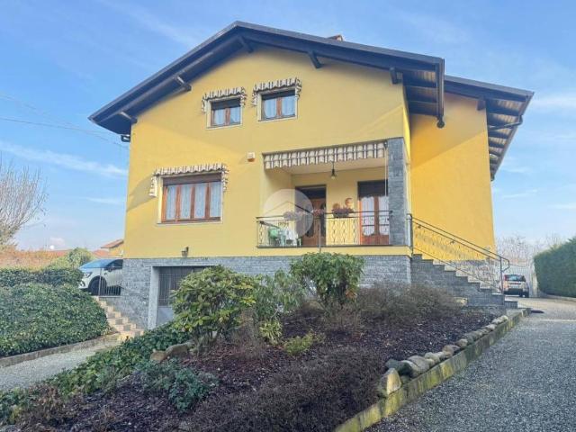 Villa Indipendente in vendita a Piemonte, Biella