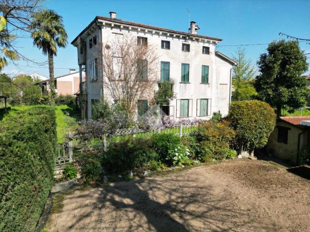Villa Indipendente in vendita a Sandrigo, Veneto
