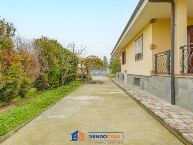 Villa Indipendente in vendita a Piemonte, Cuneo