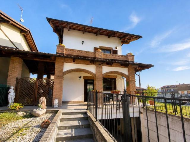 Villa Indipendente in vendita a Piemonte, Cuneo