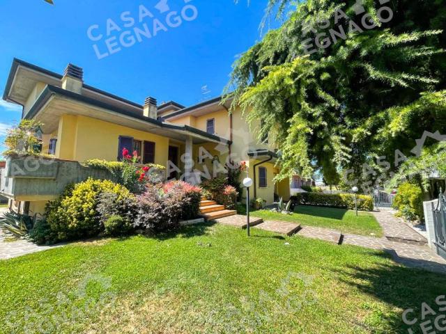 Villa Indipendente in vendita a Sanguinetto, Veneto