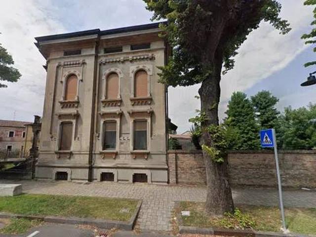 Villa Indipendente in vendita a Sanguinetto, Verona