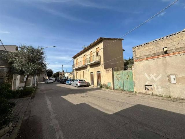 Villa Indipendente in vendita a Sanluri, Sardigna/Sardegna