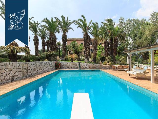 Villa Indipendente in vendita a San Remo, Liguria