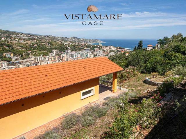 Villa Indipendente in vendita a San Remo, Liguria