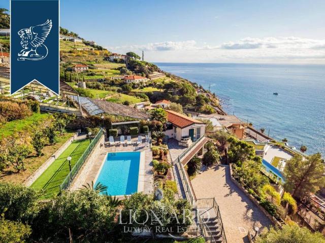 Villa Indipendente in vendita a Poggio di Sanremo, San Remo