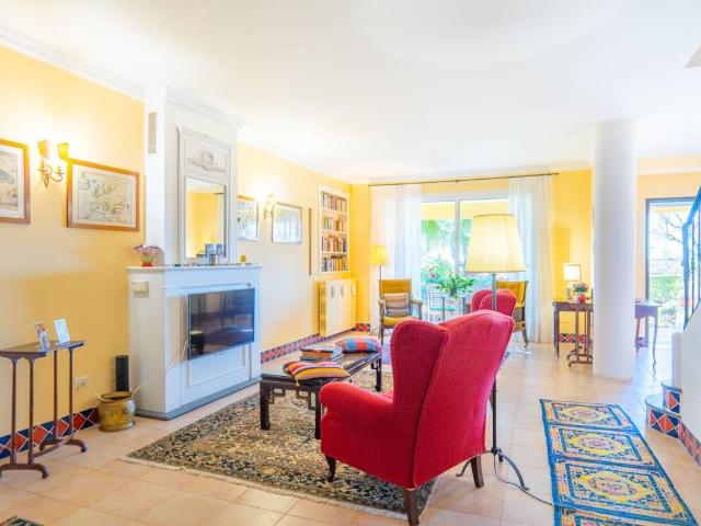 Villa Indipendente in vendita a San Lorenzo, San Remo
