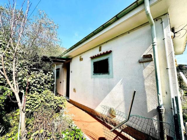 Villa Indipendente in vendita a San Remo, Liguria