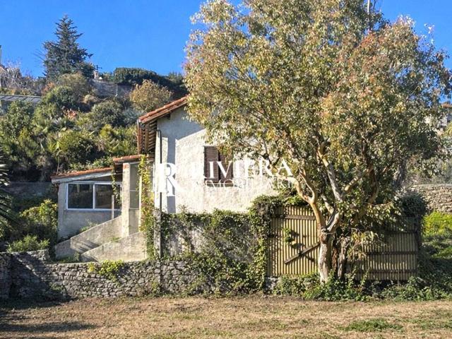 Villa Indipendente in vendita a San Remo, Liguria