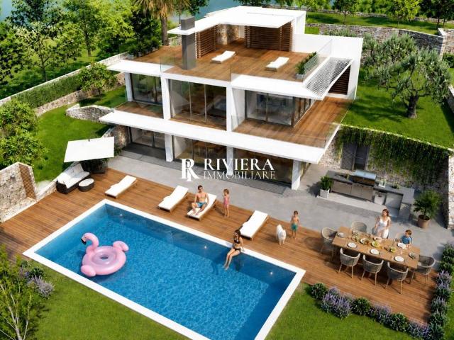 Villa Indipendente in vendita a San Remo, Liguria