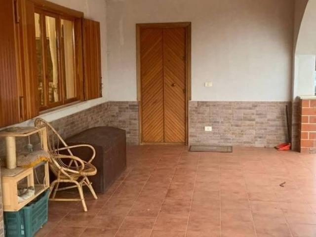 Villa Indipendente in vendita a Santa Cristina Gela, Sicilia