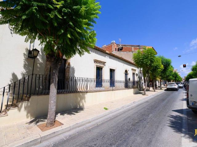 Villa Indipendente in vendita a Contrada Canestanco, Santa Croce Camerina