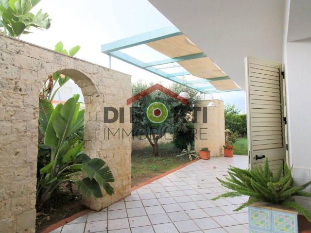 Villa Indipendente in vendita a Casuzze, Santa Croce Camerina