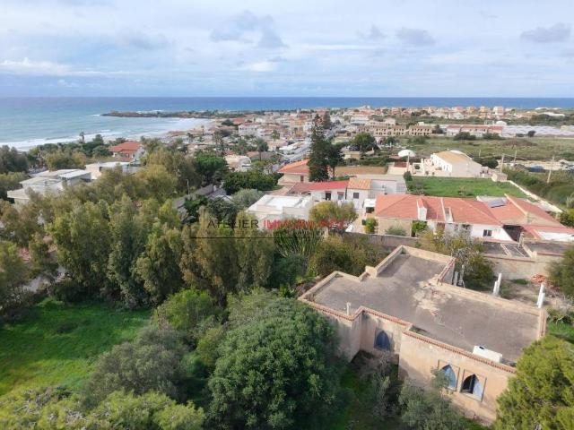 Villa Indipendente in vendita a Punta Braccetto, Santa Croce Camerina