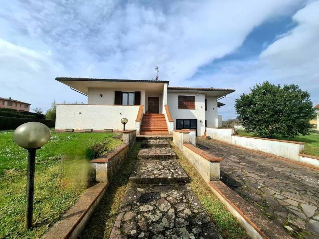 Villa Indipendente in vendita a Santa Croce Sull'arno, Toscana