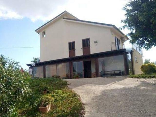 Villa Indipendente in vendita a Santa Elisabetta, Sicilia