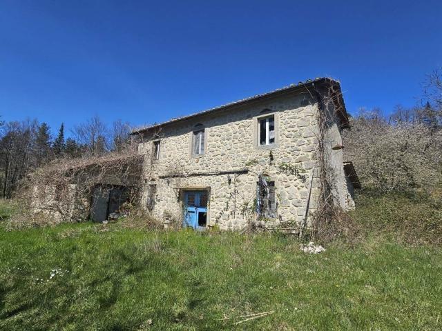 Villa Indipendente in vendita a Unione dei Comuni Montani Amiata Grossetana, Santa Fiora