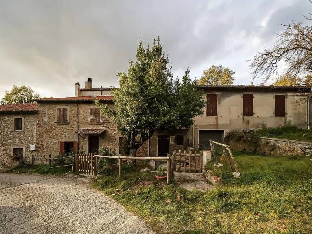 Villa Indipendente in vendita a Unione dei Comuni Montani Amiata Grossetana, Santa Fiora