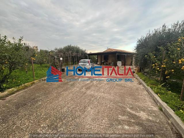 Villa Indipendente in vendita a Santa Flavia, Sicilia