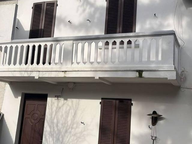 Villa Indipendente in vendita a Santa Giuletta, Lombardia