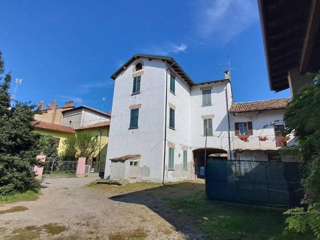 Villa Indipendente in vendita a Santa Giuletta, Lombardia