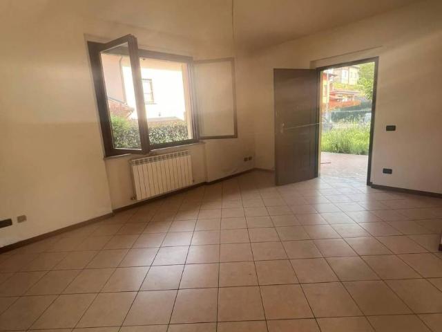 Villa Indipendente in vendita a Santa Giuletta, Lombardia