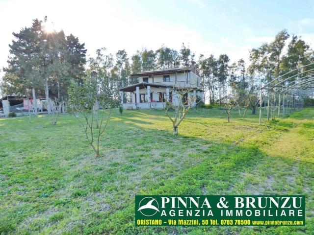 Villa Indipendente in vendita a Santa Giusta, Sardigna/Sardegna