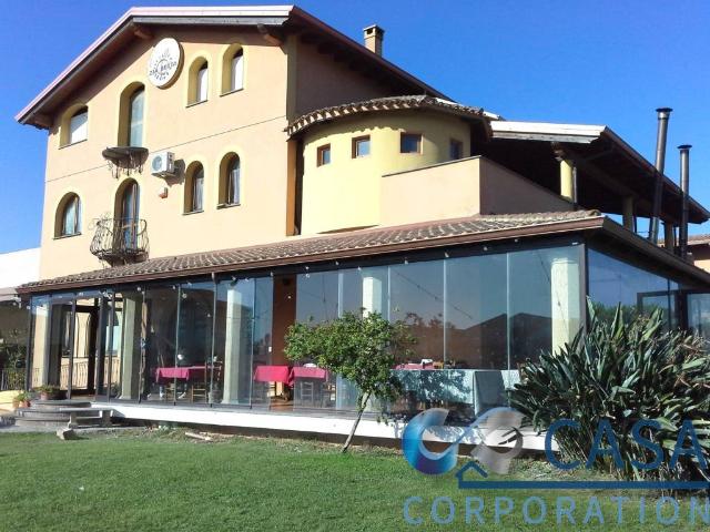 Villa Indipendente in vendita a Santa Giusta, Sardigna/Sardegna