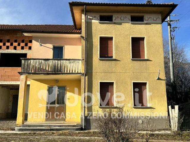 Villa Indipendente in vendita a Santa Giustina Bellunese, Veneto