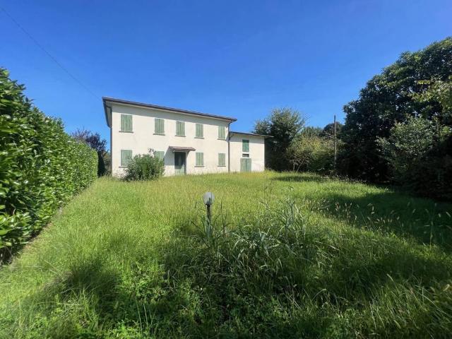 Villa Indipendente in vendita a Santa Giustina In Colle, Veneto