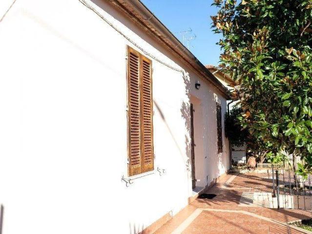 Villa Indipendente in vendita a Santa Luce, Toscana
