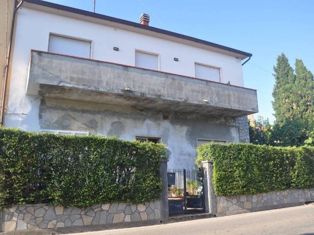Villa Indipendente in vendita a Santa Luce, Toscana