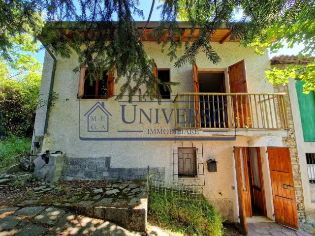 Villa Indipendente in vendita a Santa Margherita Staffora, Lombardia