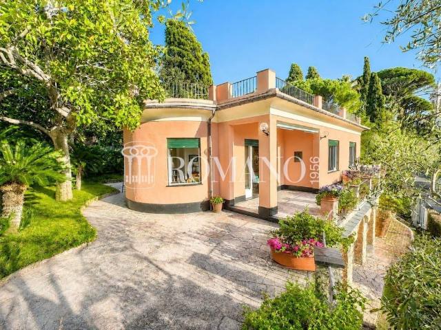 Villa Indipendente in vendita a San Lorenzo Della Costa, Liguria