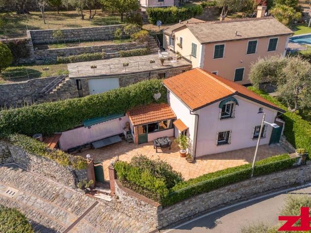 Villa Indipendente in vendita a San Lorenzo della Costa, San Lorenzo Della Costa