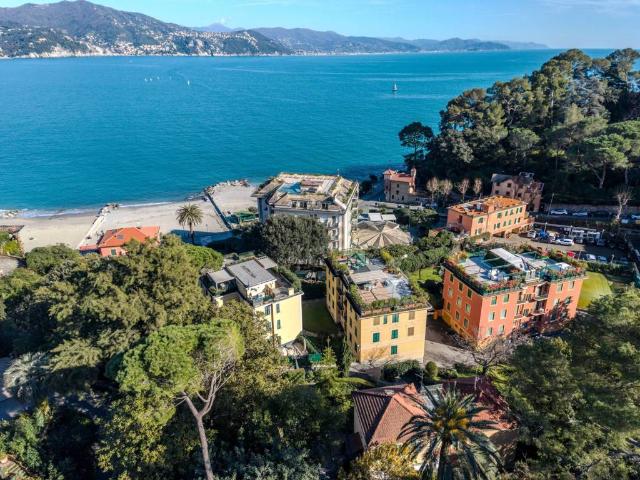 Villa Indipendente in vendita a San Lorenzo Della Costa, Liguria