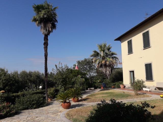 Villa Indipendente in vendita a Ponticelli, Santa Maria A Monte