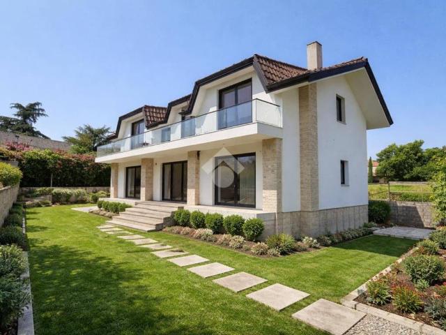Villa Indipendente in vendita a Santa Maria A Vico, Campania